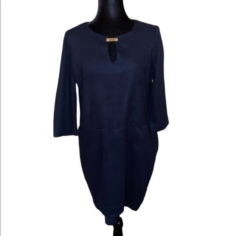 Vtg James PER SE Black Scoop Neckline Gold Clasps 3/4 sleeve Dress